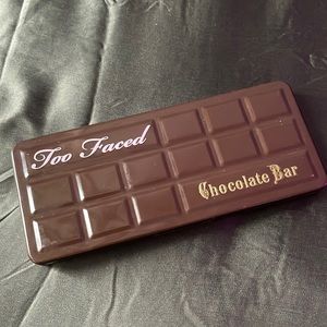 Too Faced Chocolate Bar Pallet
